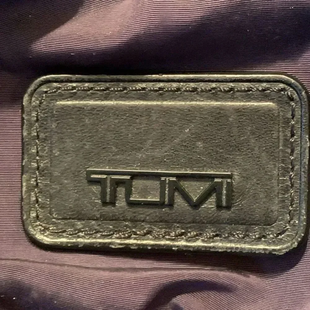 Tumi Virtue Courage Laptop Computer Backpack Navy/Black Leather Trim – Used
